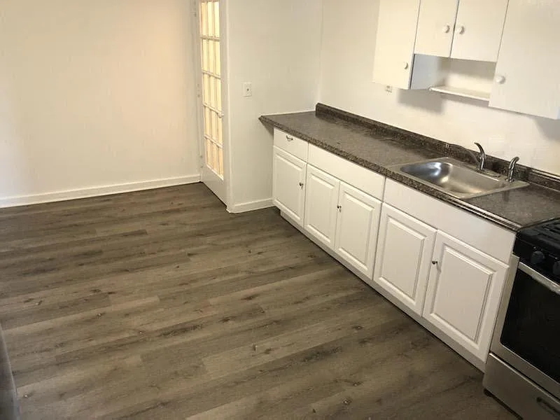 1 bed, 530 sqft, $730 — Photo 2