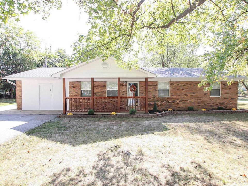 1st image of 634 Emerald Vista Dr
