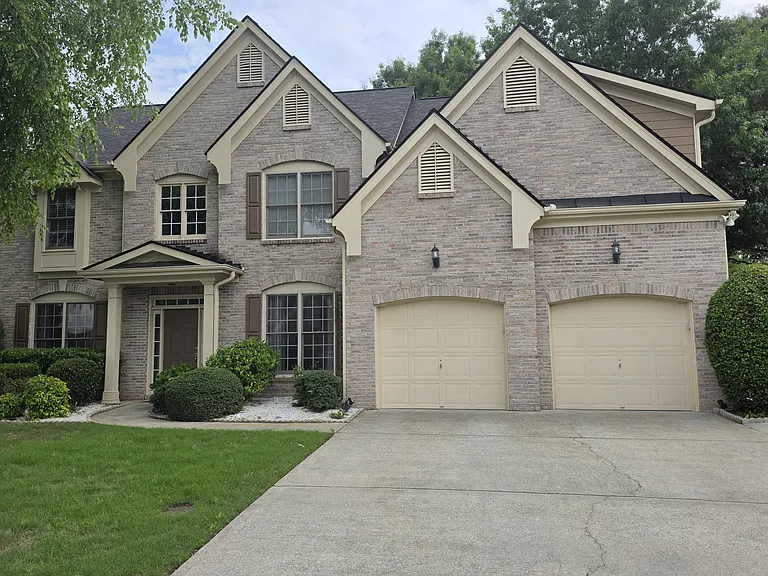 Laketrail Dr — Photo 2