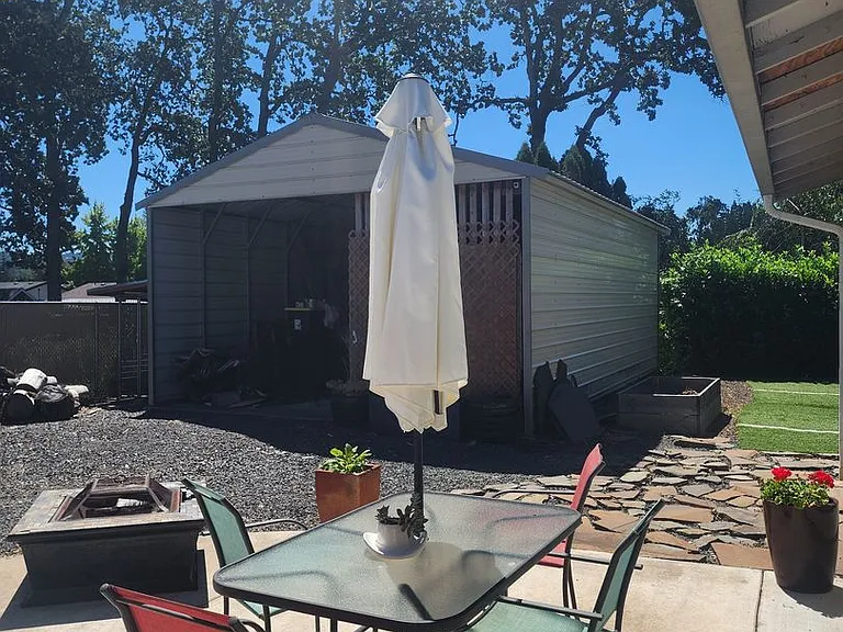 3512 E Vittoria Way — Photo 30