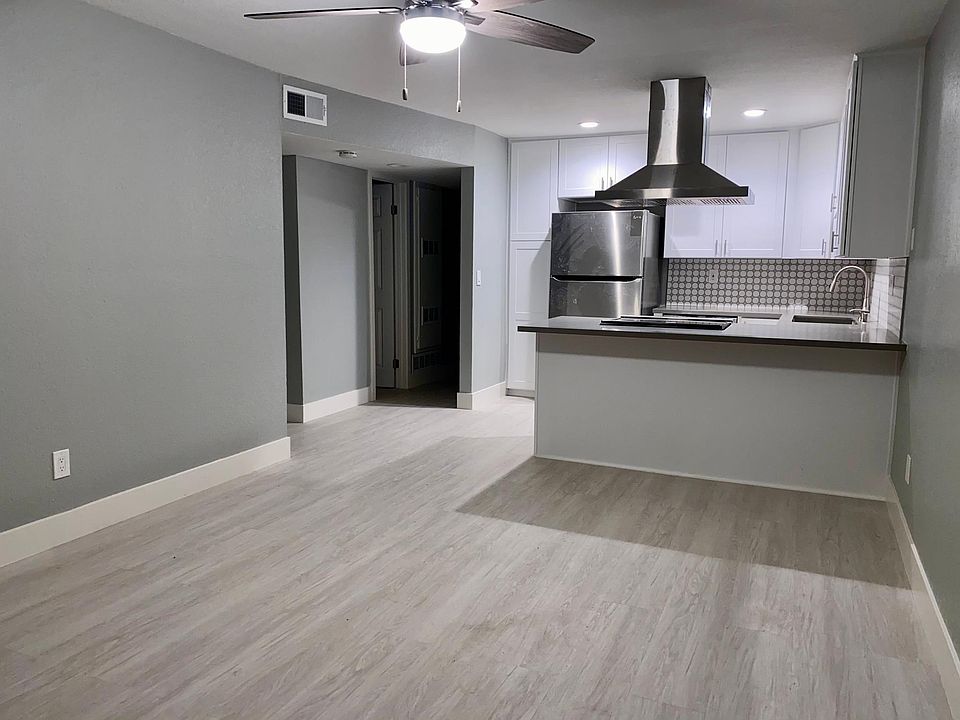 1st image of 2140 Kearney Ave APT 4