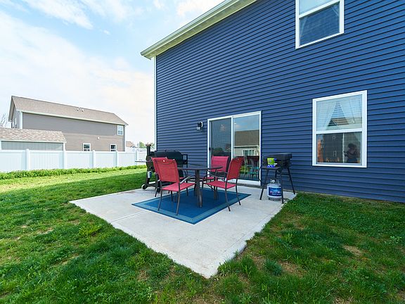 5th image of 448 Thistlewood Dr