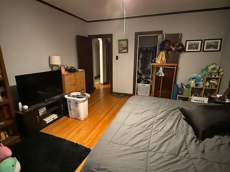 4515 Wolcott — Photo 4