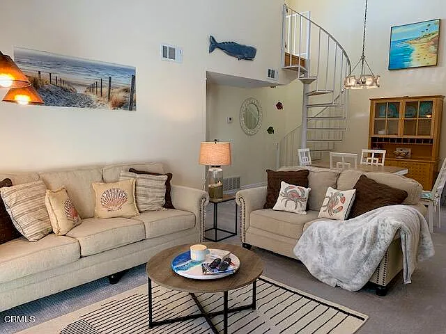 2351 Martinique Ln — Photo 8