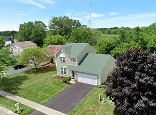 172 W Lindsay Dr, Round Lake Beach, IL