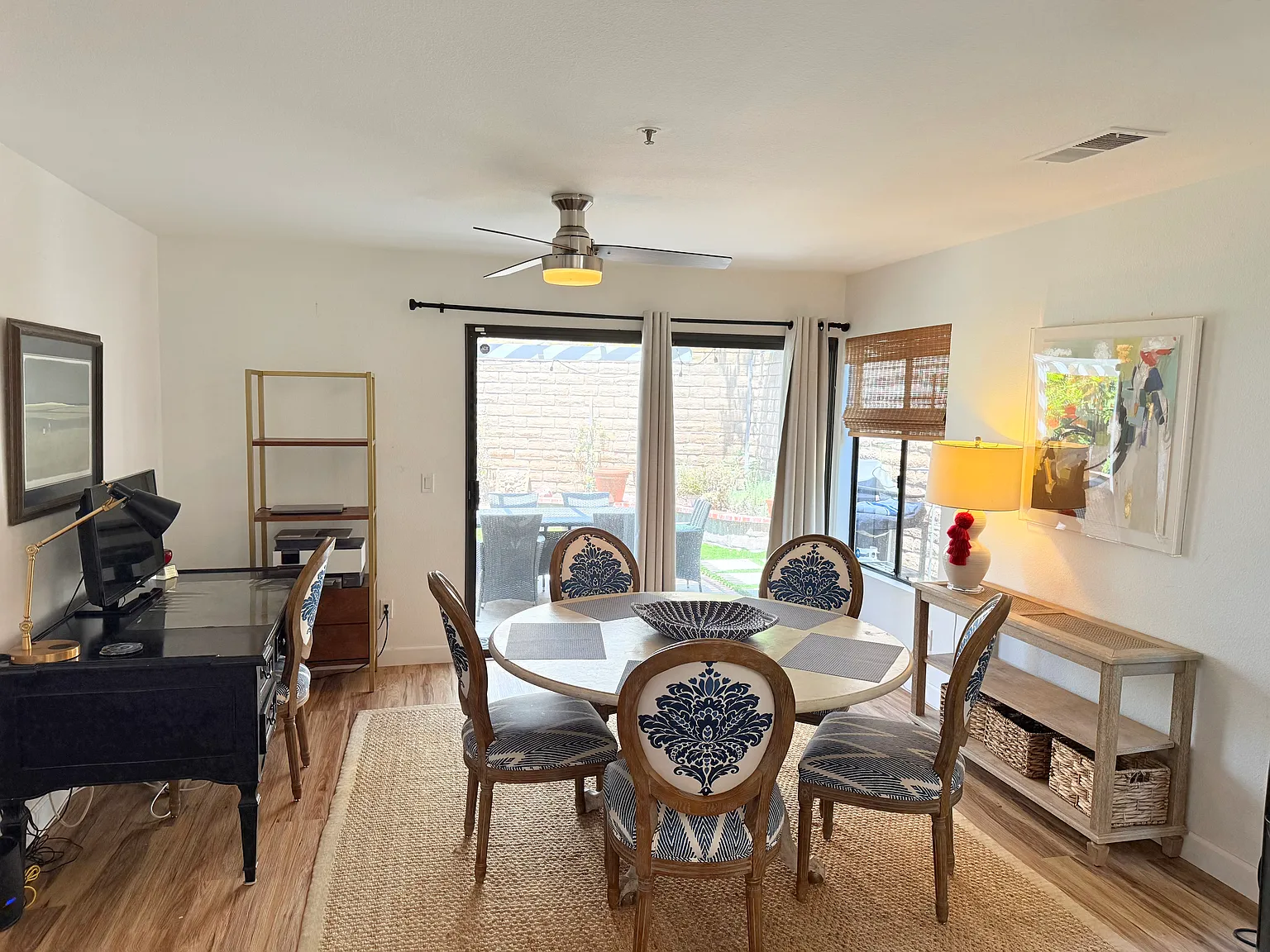 Spyglass Cir, Vista — Photo 2