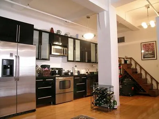 Rented by Citi Habitats | media 22