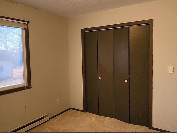 4th image of 515 Dewey Ave #10952699
