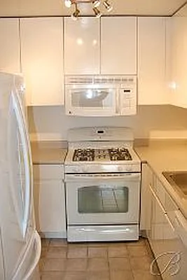 Rented by Bellmarc Realty | media 11