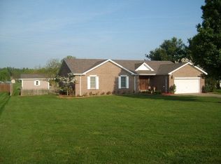 2766 Chatham Ln, Owensboro, KY 42303