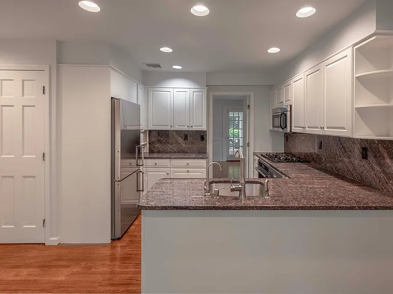 62 Summit Ave — Photo 12