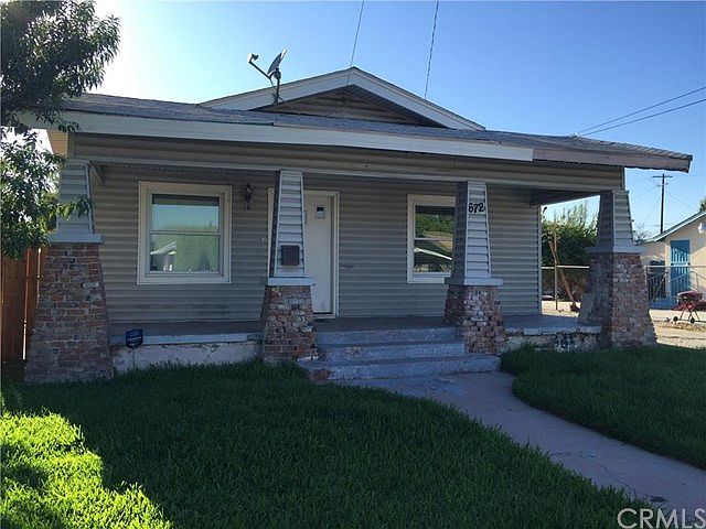 1st image of 672 Perris St
