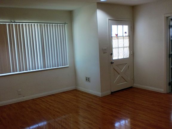 4th image of 1522 Cambury Ave