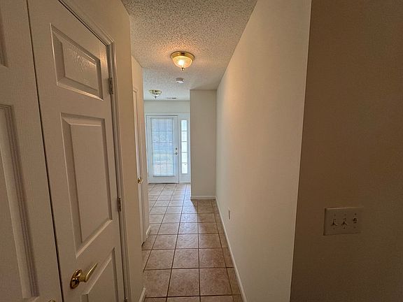 5th image of 11371-101 Clubhaven Pl