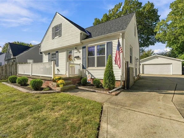 5184 Nan Linn Dr, Willoughby, OH 44094