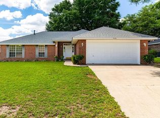 5104 Whitehurst Ln, Crestview, FL 32536