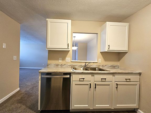 5th image of 3640 Westwood Northern Blvd Unit 14