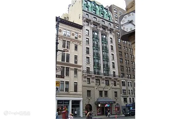 Rented by Douglas Elliman | media 30