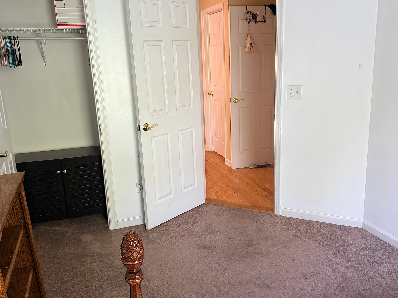 4 bed, 3.5 bath, 2074 sqft, $750 — Photo 2