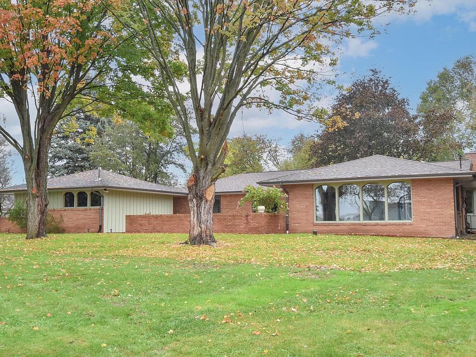 1st image of N112W19666 Mequon ROAD