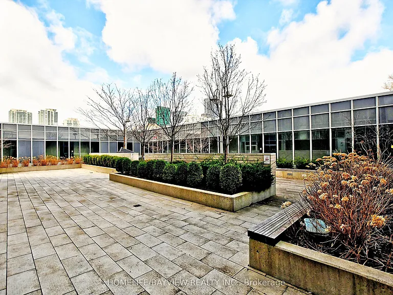 120 Harrison Garden Blvd #735 — Photo 41