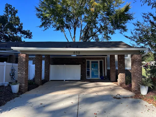 630 Riverbend Dr, Advance, NC 27006