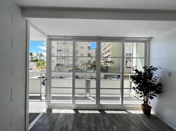 445 Kaiolu St, Honolulu, HI