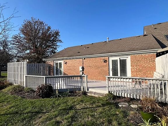 3rd image of 7947 Cliffwood Dr