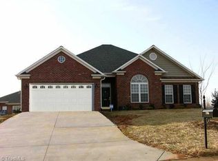 592 Saint Andrews, Advance, NC 27006