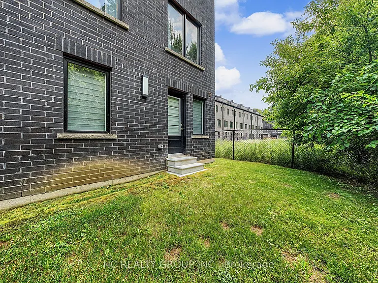 258 Hespeler Rd #32 — Photo 42