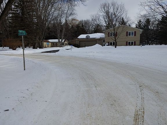 4th image of 4660 86th St E