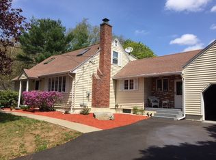 215 South St, Auburn, MA 01501