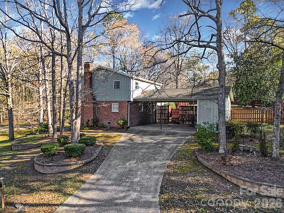 2nd image of 501 Mountainbrook Rd