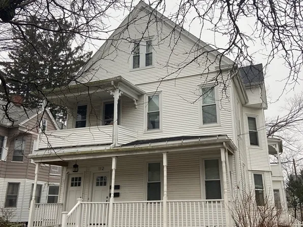 110-112 Nonotuck St, Holyoke, MA 01040