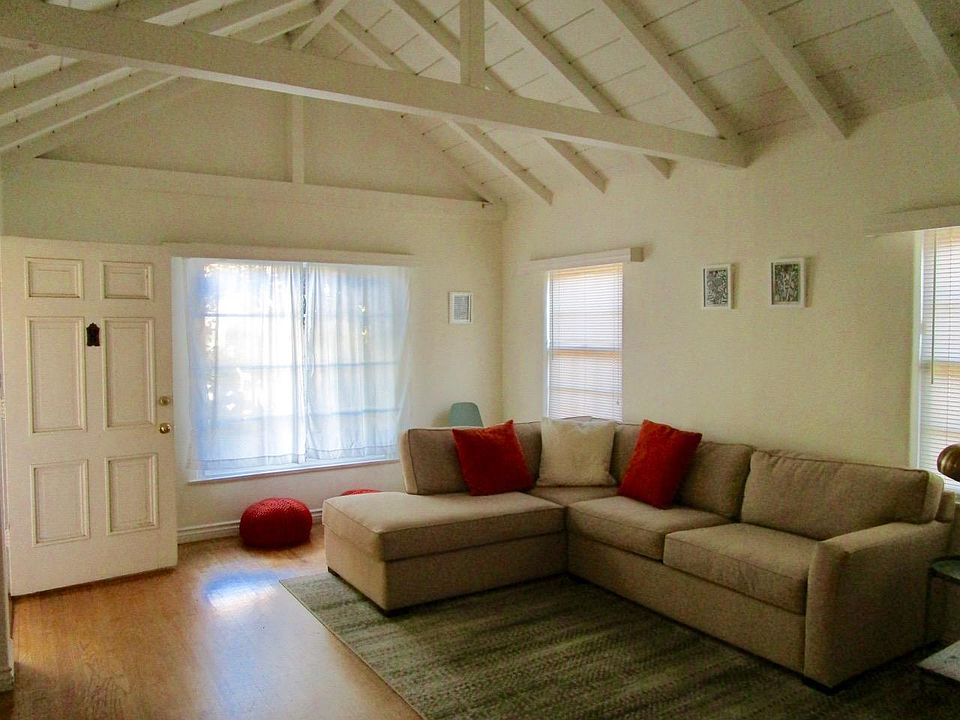 1st image of 4066 Perlita Ave