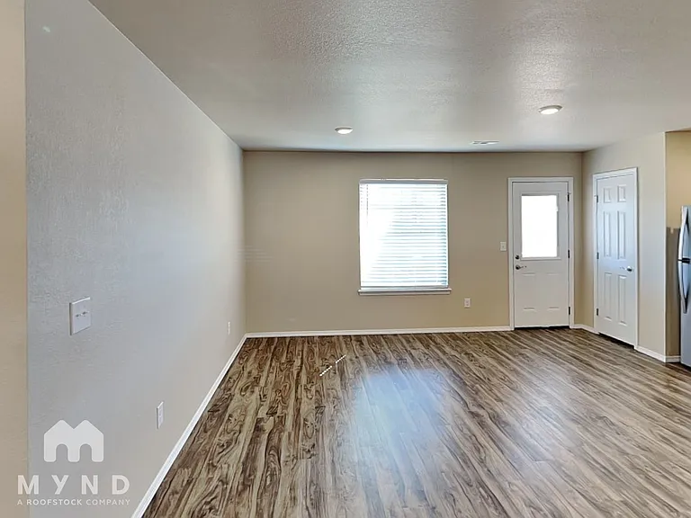 Sunset Ridge — Photo 36