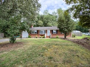 8387 Indian Rd, Gloucester, VA 23061