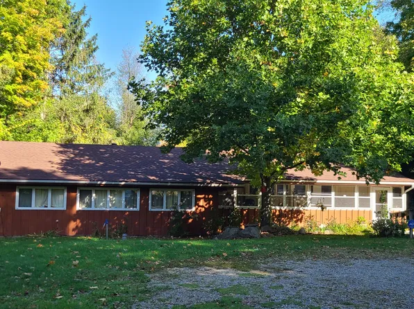18790 Church St, Marcellus, MI 49067