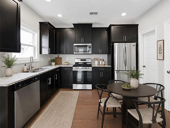 5th image of 1821 Sanford Dr NW #B