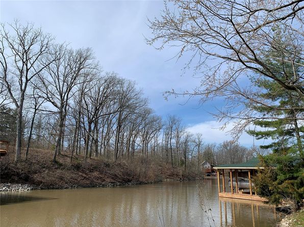 Greenville Real Estate Greenville Il Homes For Sale Zillow