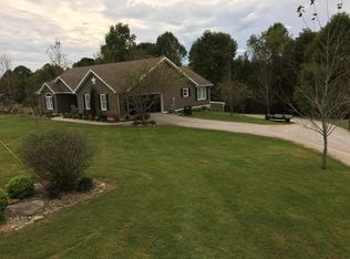 398 Saint Francis De Sales Rd, Campbellsville, KY 42718
