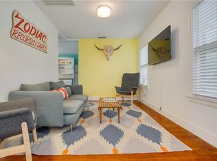 912 Columbus St #UP, Austin, TX 78704