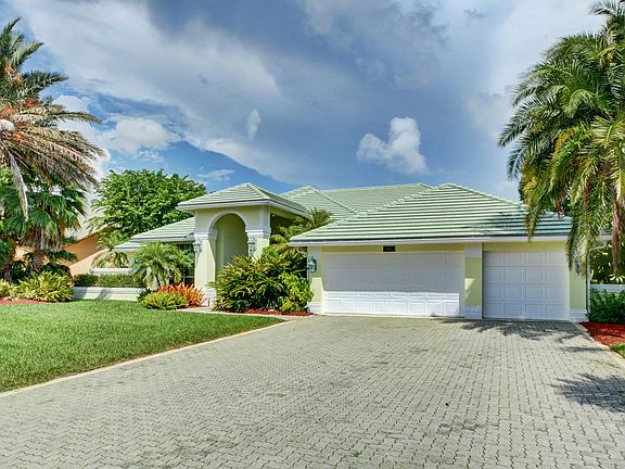 2nd image of 8867 SE Marina Bay Dr