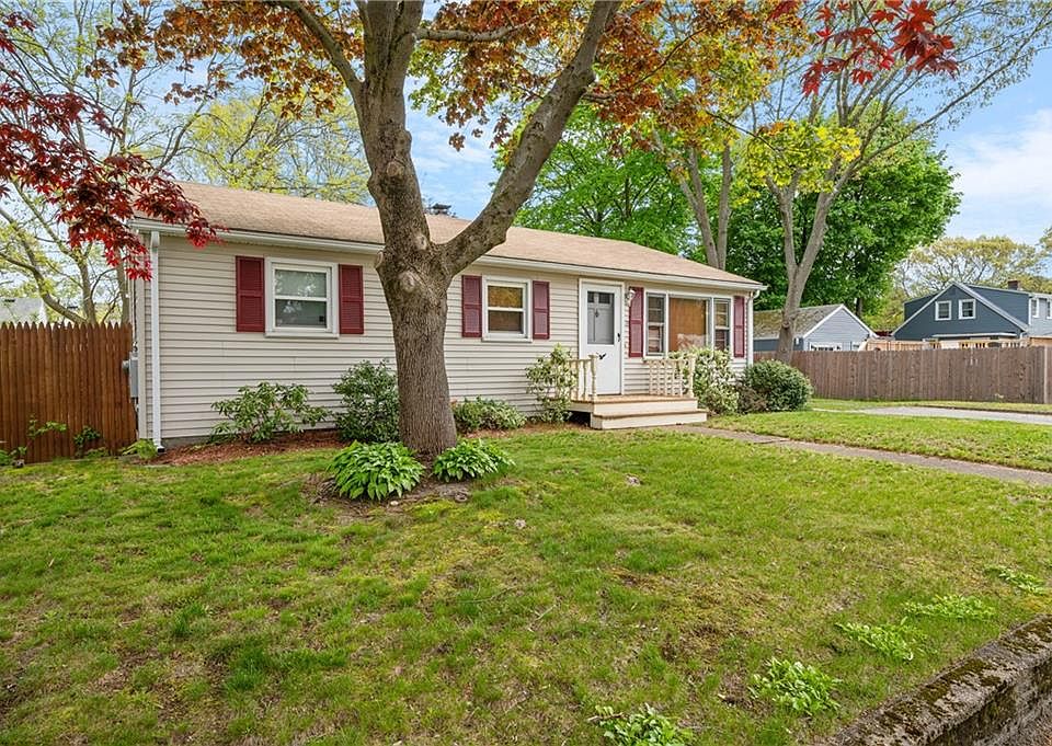 118 Ave, Warwick, RI 02889 Zillow