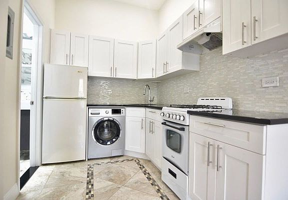 2nd image of 121 W 120th St APT 4R