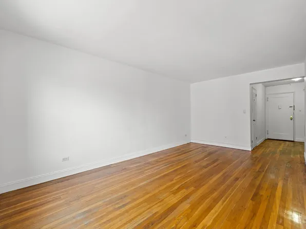 150-20 71st Avenue image 5 of 22