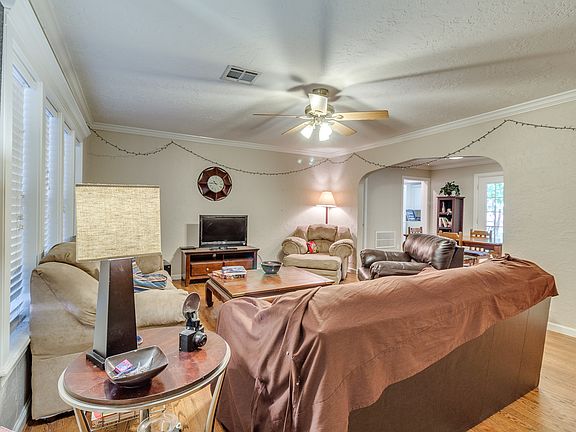 4th image of 1395 Melrose Dr