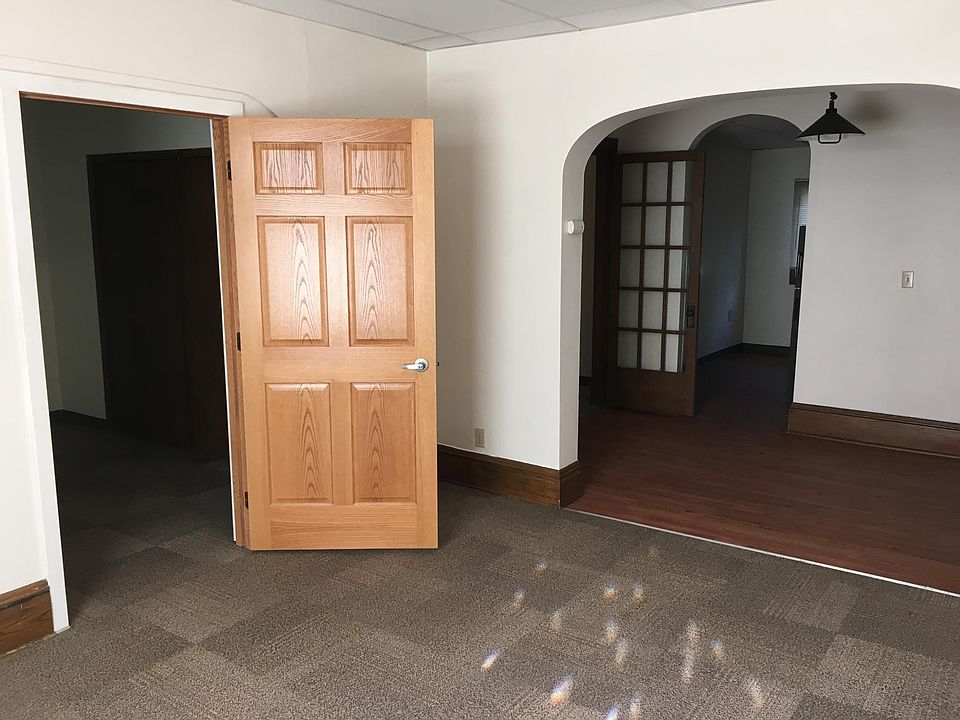 1st image of 1429 Cleveland Ave N #2