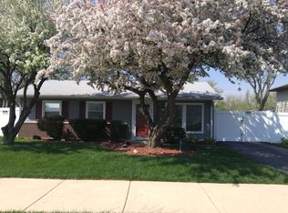 864 Lily Cache Ln, Bolingbrook, IL 60440