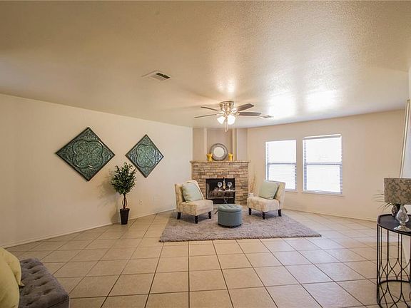 4th image of 1216 Deerhound Pl